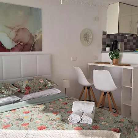 Slow Boat Experience Апартаменты Кальяо-Сальвахе