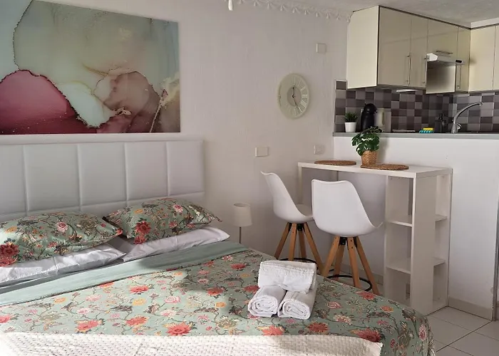 Slow Boat Experience Апартаменты Кальяо-Сальвахе